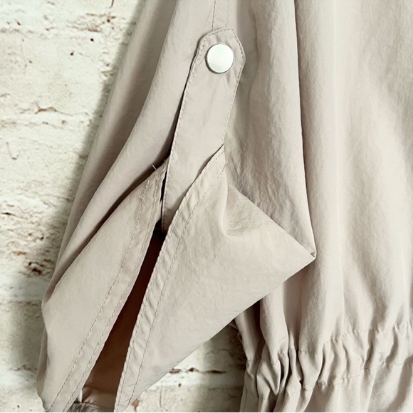 Zara outerwear drawstring lightweight jacket - Picture 6 of 7